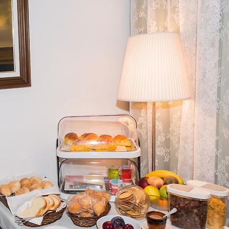 Hotel Brasilia Porto Bagian luar foto