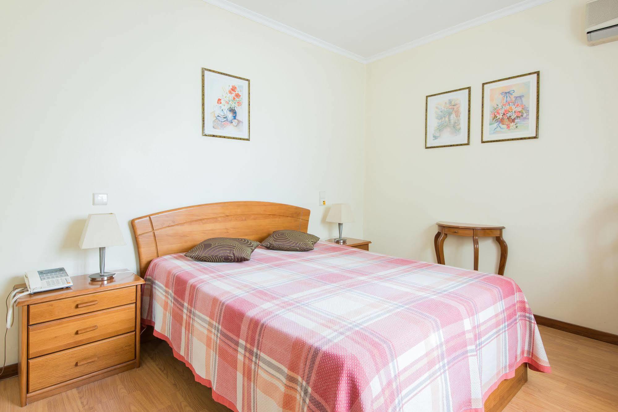 Hotel Brasilia Porto Bagian luar foto